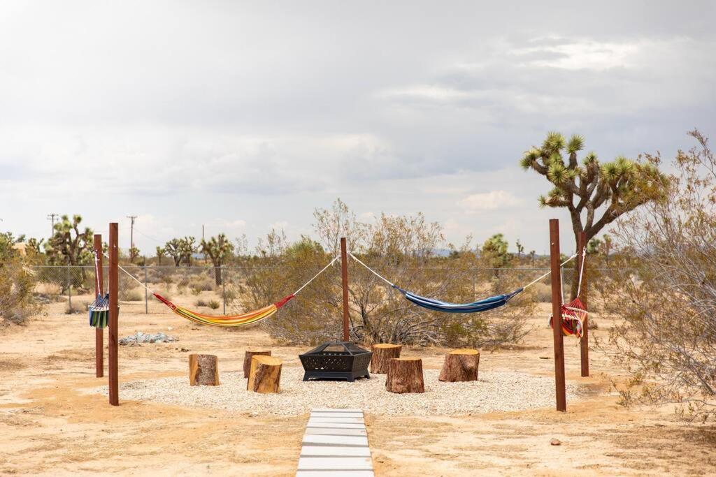 Cryptic Cabin-Tranquil Bohemian Getaway W/Hot Tub Yucca Valley Exteriér fotografie