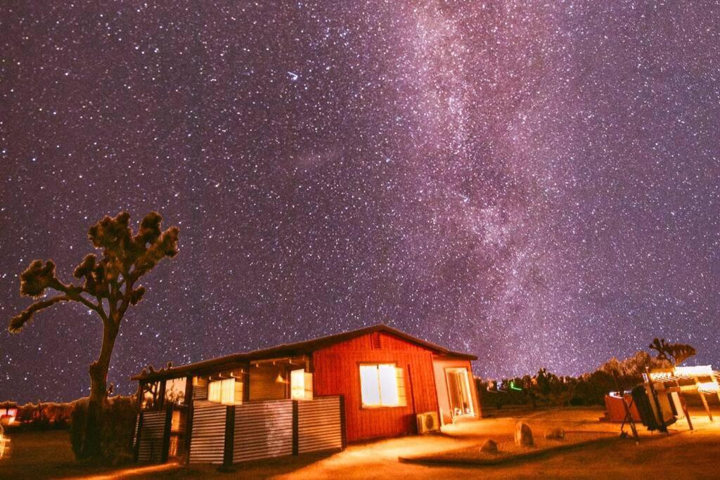 Cryptic Cabin-Tranquil Bohemian Getaway W/Hot Tub Yucca Valley Exteriér fotografie